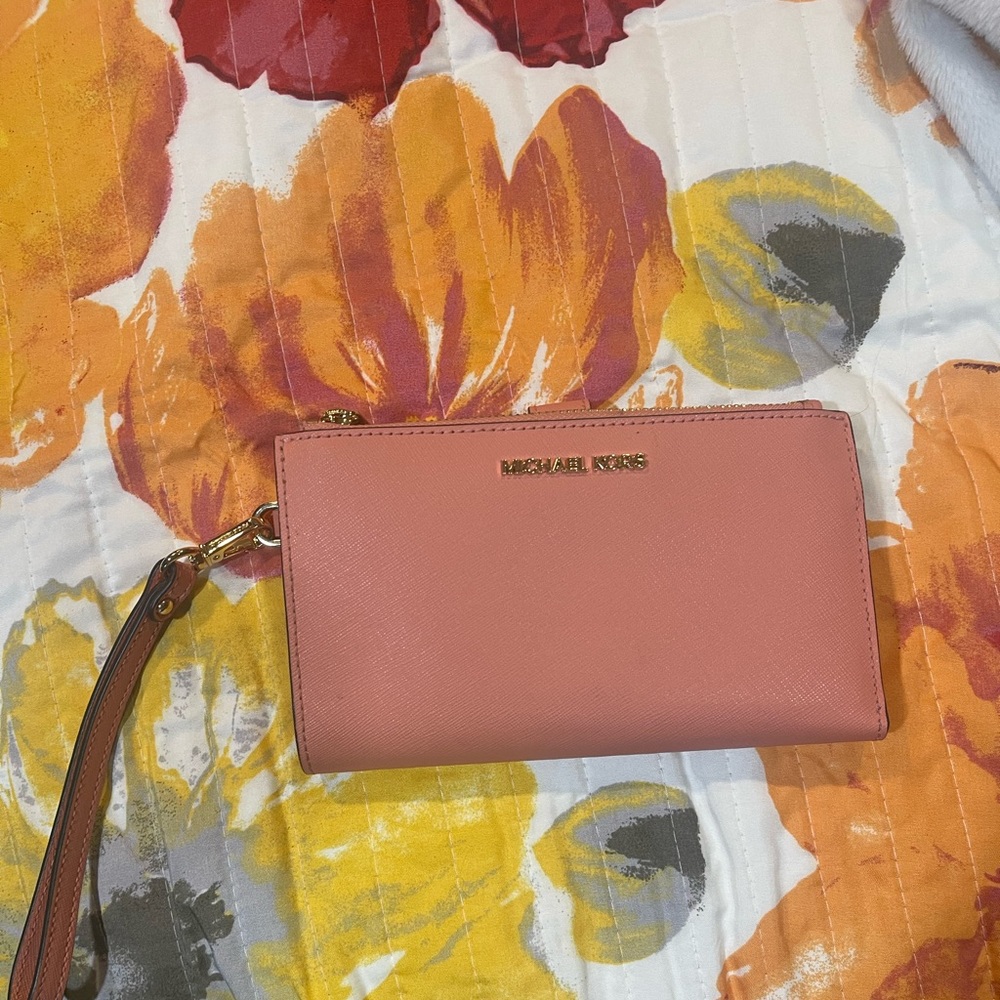 Michael Kors wristlet wallet